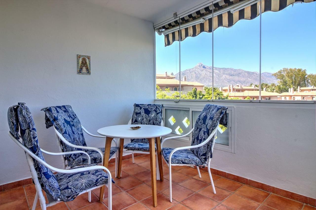 Beachfront In Puerto Banus, Playa Rocio Appartement